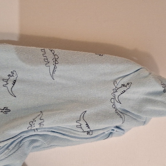 Like new!!! Carter's Child of Mine set Double Zip Footed and bodysuit Blue Dino - Picture 5 of 9